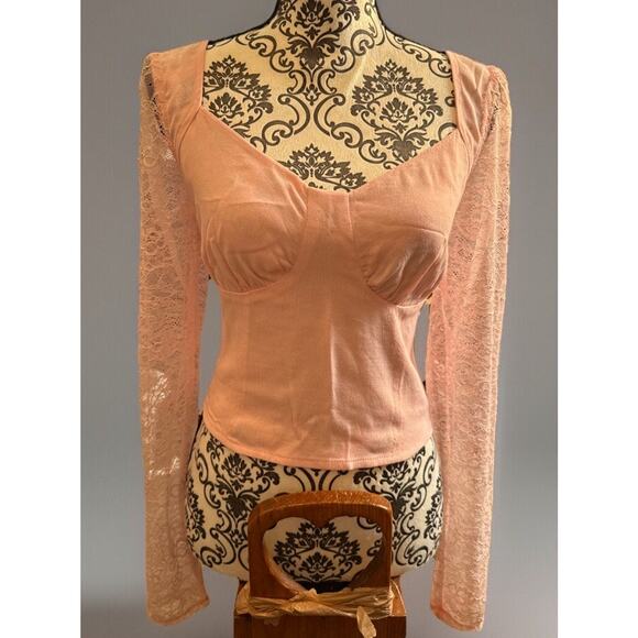 -TOP WOMEN Crop Wild Fable Size Med Lace Long Sleeves Pink C 17” L 19” SL 26” - Picture 7 of 10